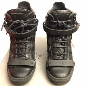 Giuseppi Zinotti Lorenz TR Donna Wedges